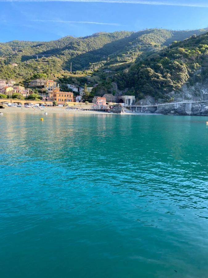 Отель Benvenuti A Monterosso Монтероссо-аль-Маре Экстерьер фото